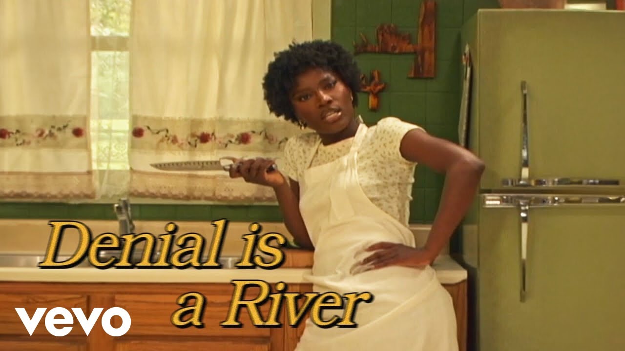 Artwork Doechii - DENIAL IS A RIVER