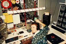 Radio Noordzee 103.8MHz, Egmond aan Zee (1990)
